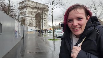 Plan cul torride dans une salle desaffectee du metro parisien